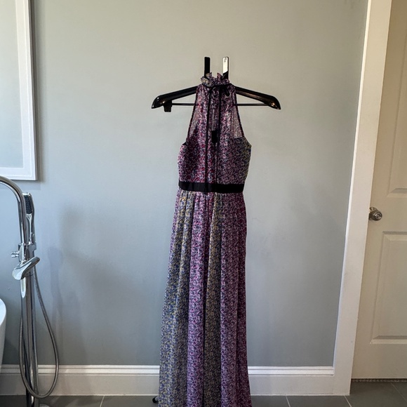 ✨BCBGeneration Floral Halter Maxi Dress – Size 8✨ - Picture 2 of 4